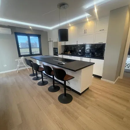Ivan Apartment *