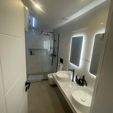 Apartment Ivan Golem (Tirana)